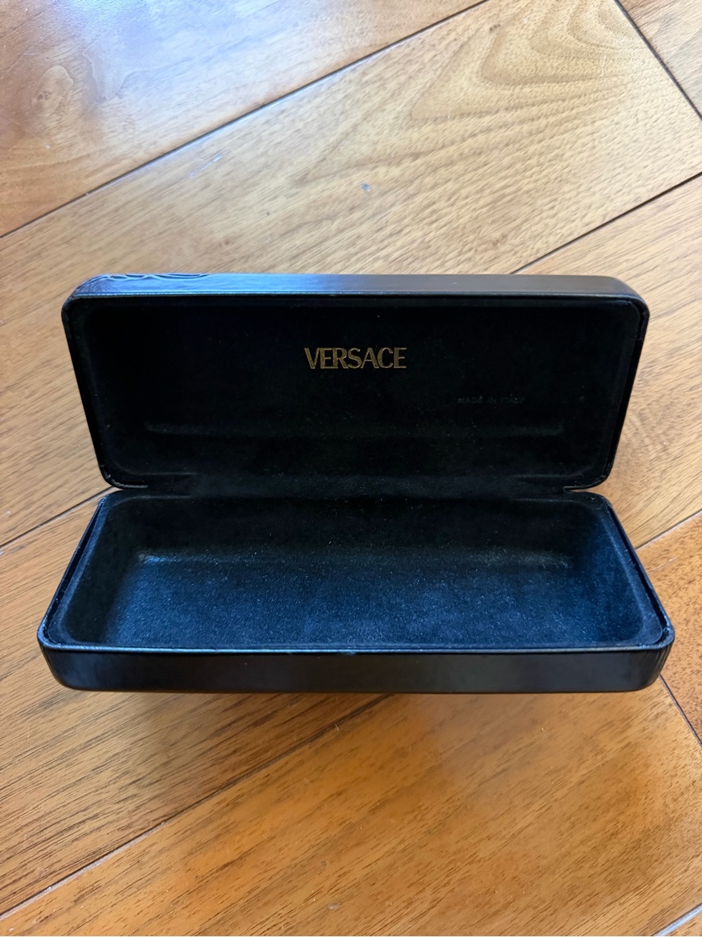 Vintage Gianni Versace Black Hard Clamshell Glasses Case Embossed Medusa Head - Picture 3 of 9